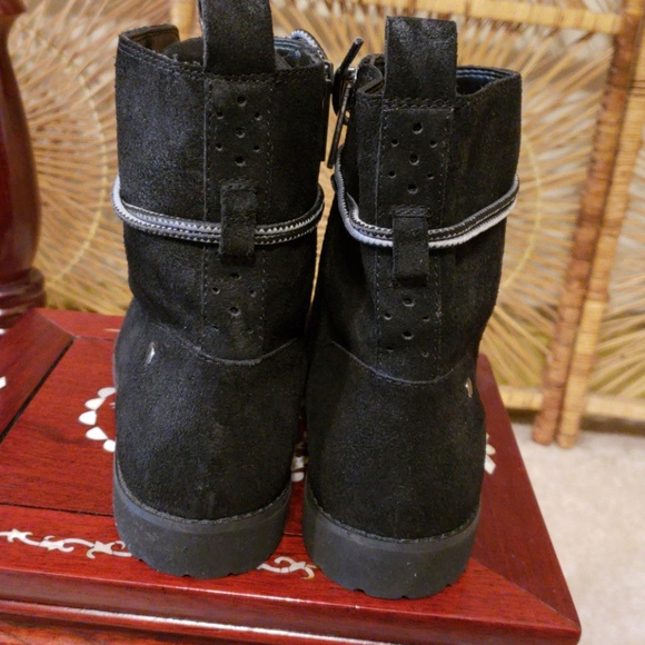 BCBG Hiking Boot - Picture 3 of 4